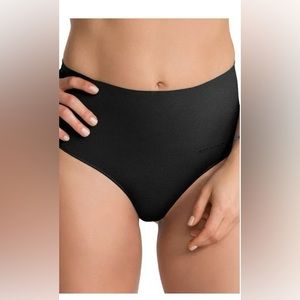 COPY - SPANX EVERYDAY THONG
